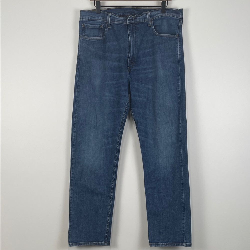 Levi's Men's 38x32 Straight 505 Jeans Medium Wash Classic Denim